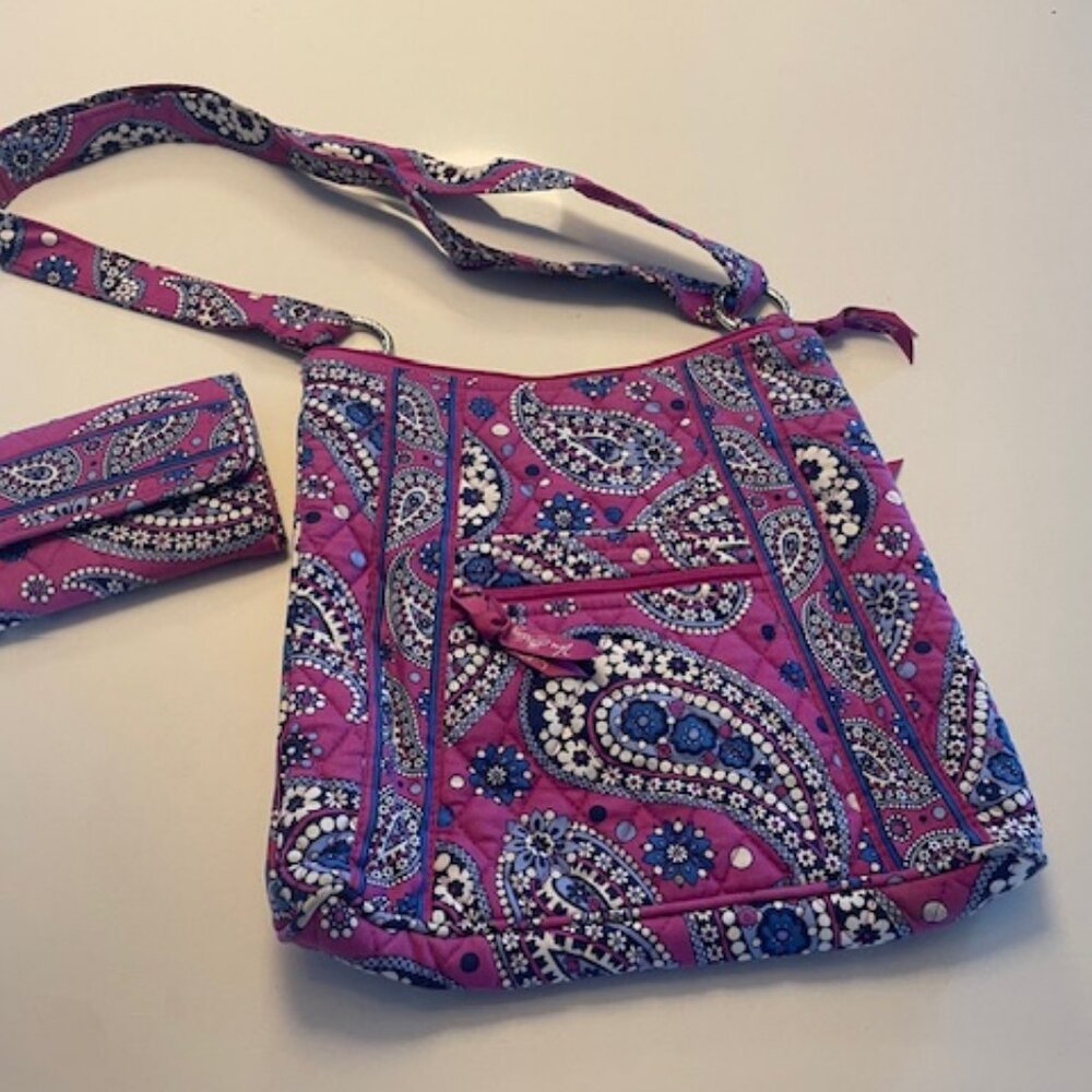 VERA BRADLEY PAISLEY BOYSENBERRY HIPSTER CROSSBODY PURSE & WALLET 2 Piece Set